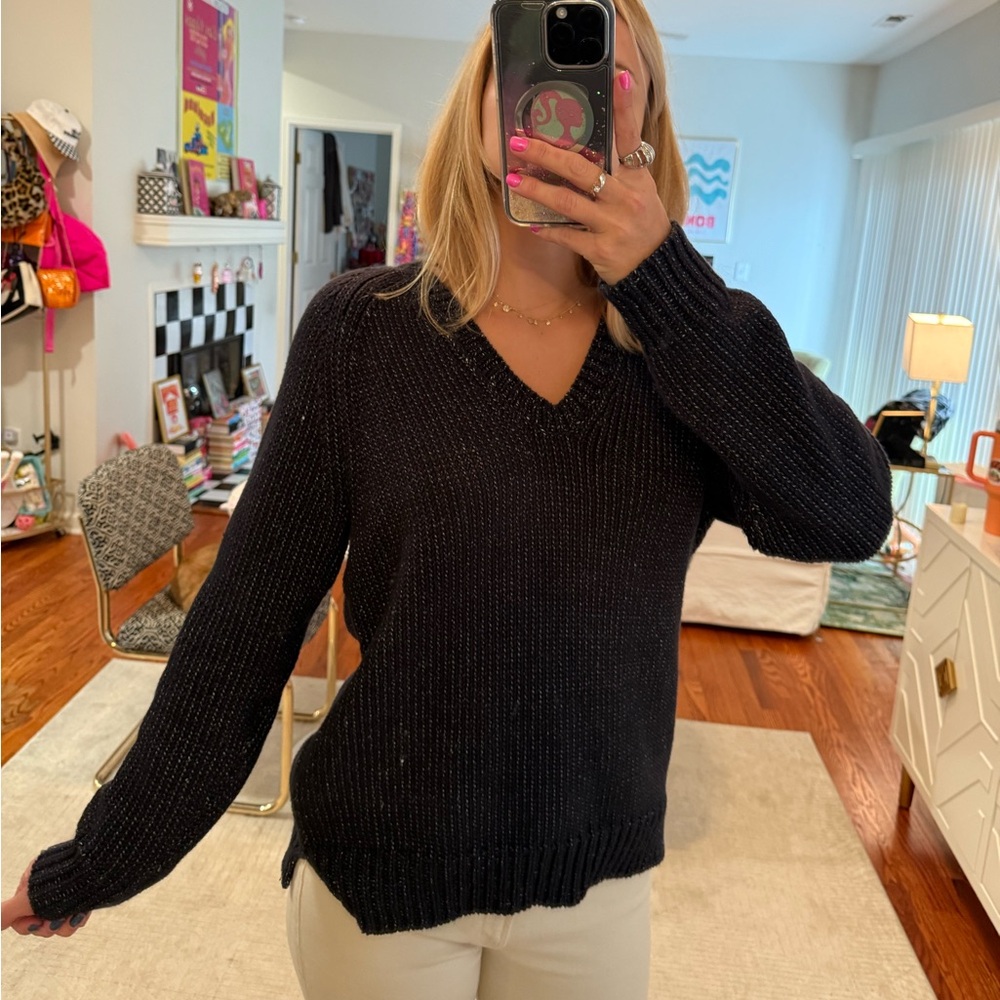 T BY ALEXANDER WANG BLACK WHITE V NECK SWEATER SIZE SMALL